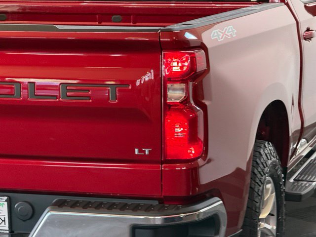 Used 2021 Chevrolet Silverado 1500 LT AWD/4WD image 12