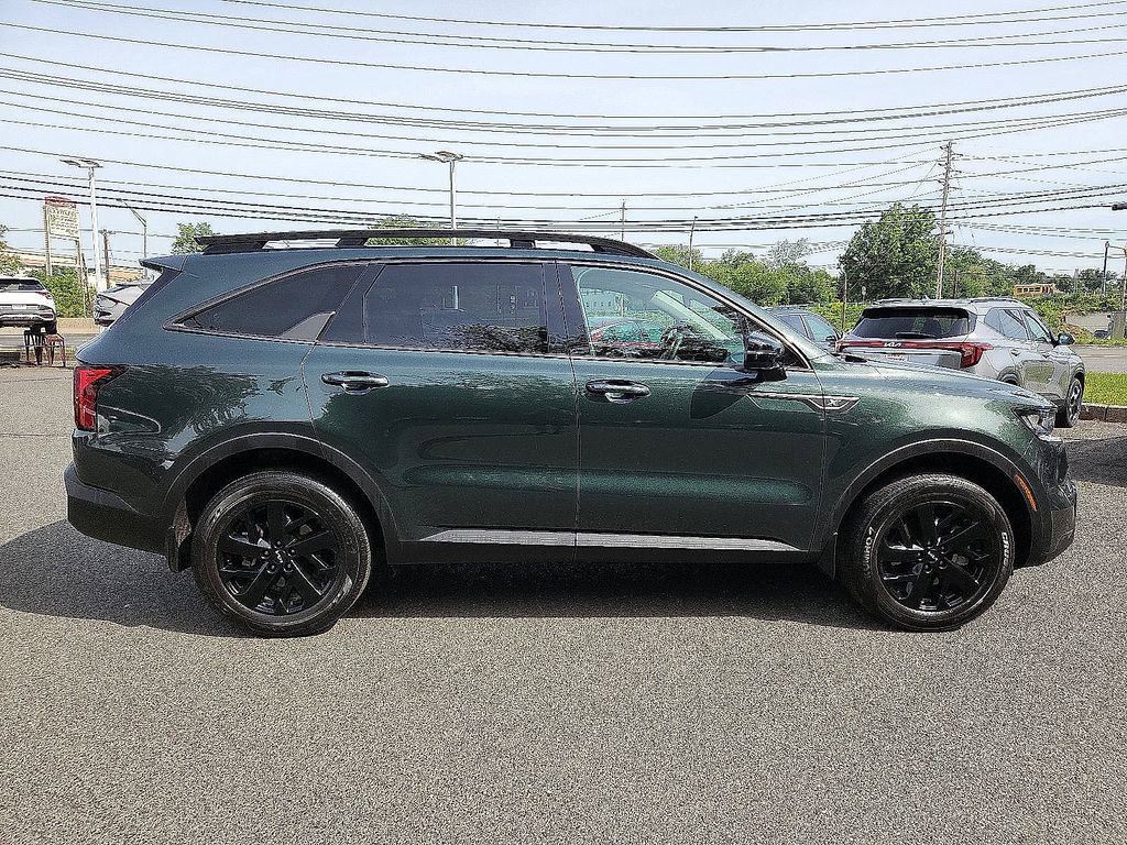 Certified 2023 Kia Sorento S w/ Panoramic Sunroof Package image 7
