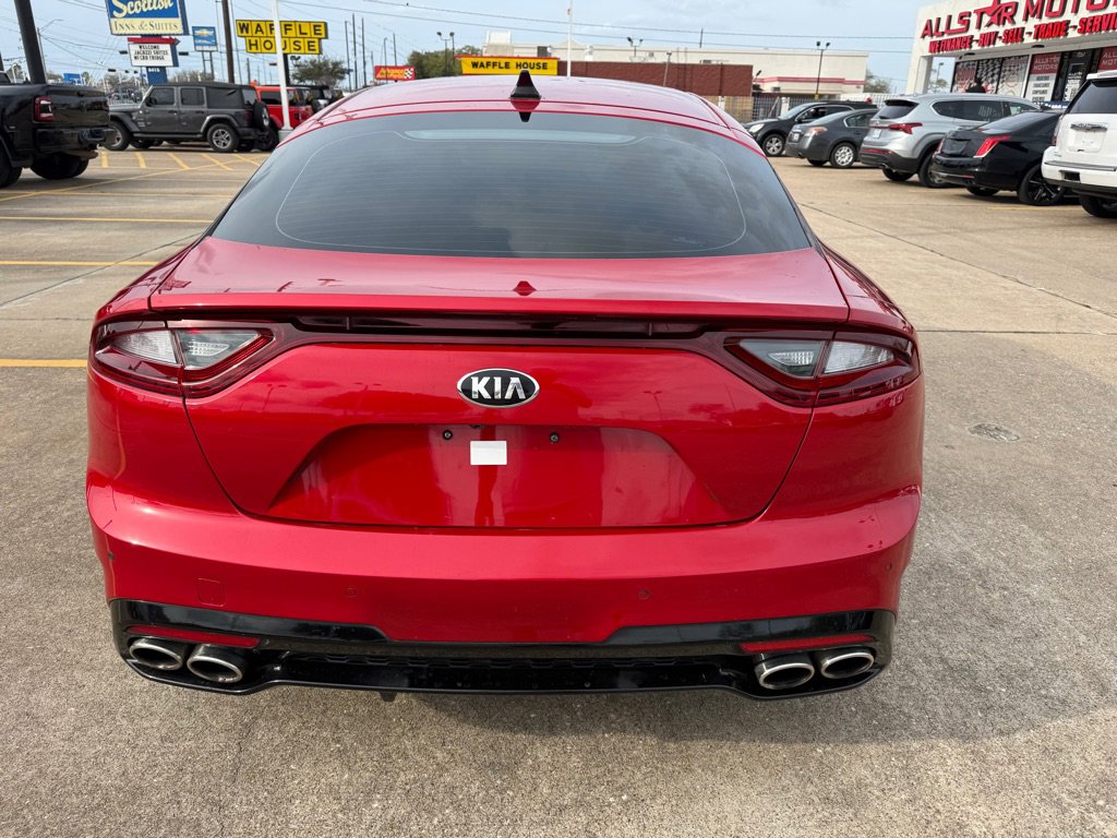 Used 2018 Kia Stinger GT2 image 8
