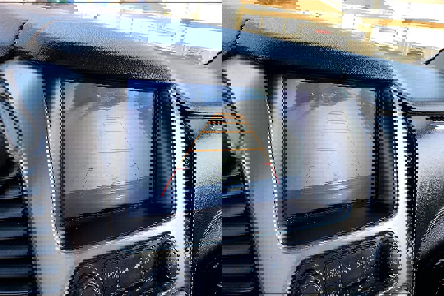 Used 2016 Chevrolet Suburban LT image 27