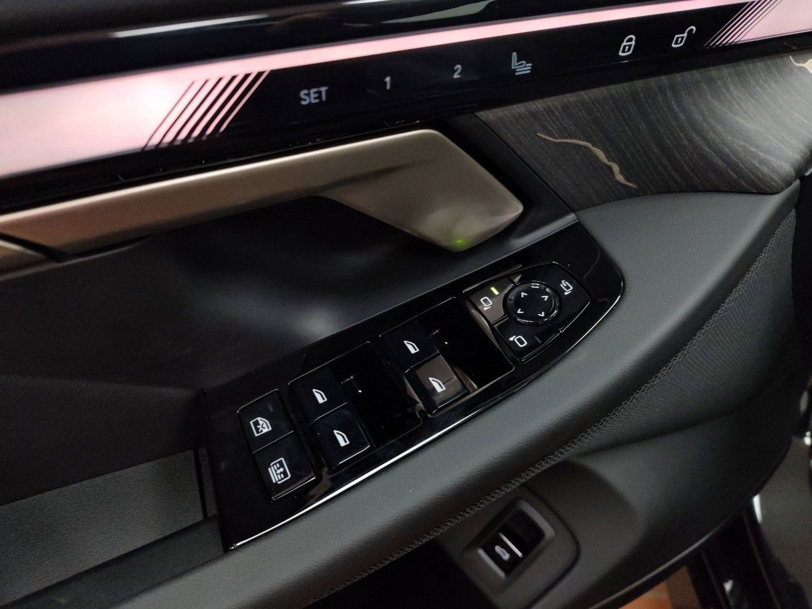 New 2026 BMW i5 eDrive40 w/ M Sport Package image 12