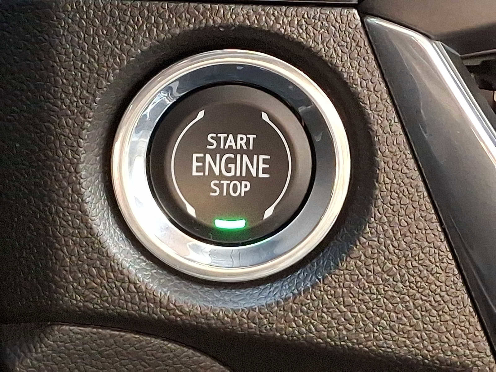 Certified 2024 Buick Encore GX Avenir w/ Avenir Convenience Package image 23