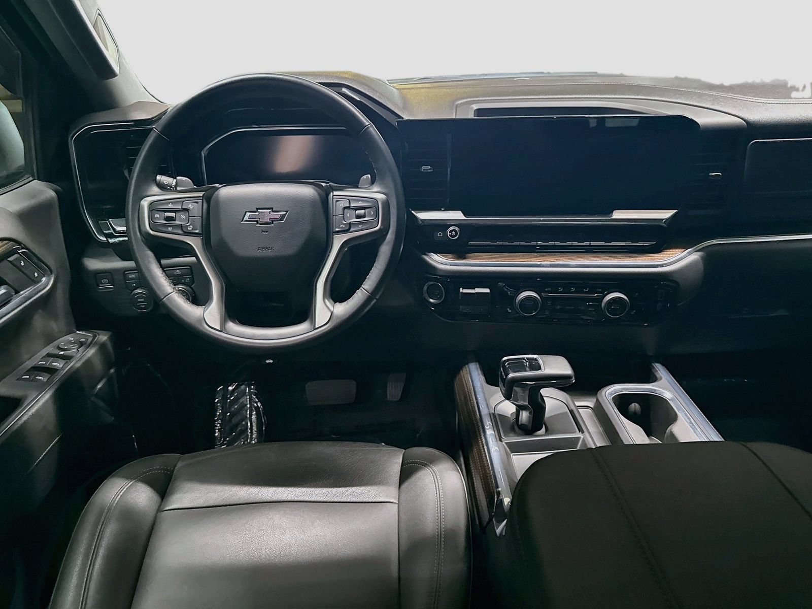 Used 2024 Chevrolet Silverado 1500 RST w/ All Star Edition Plus AWD/4WD image 26