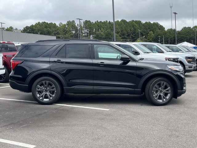 New 2027 Ford Explorer Active w/ Active Comfort Package AWD/4WD image 2