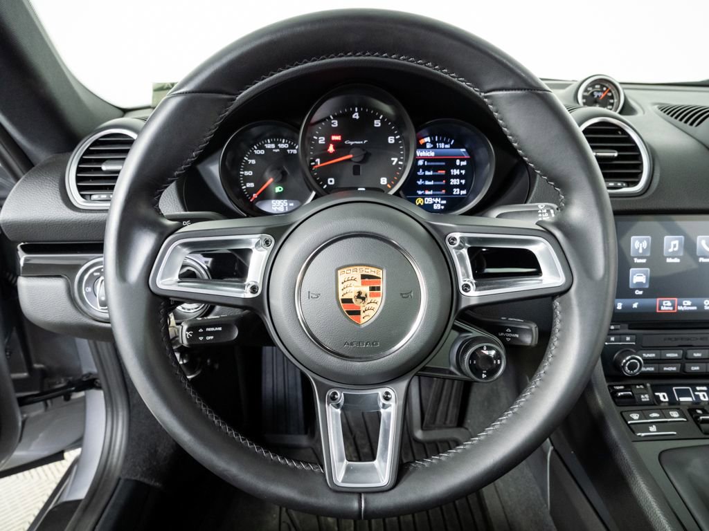 Used 2023 Porsche 718 Cayman RWD image 8