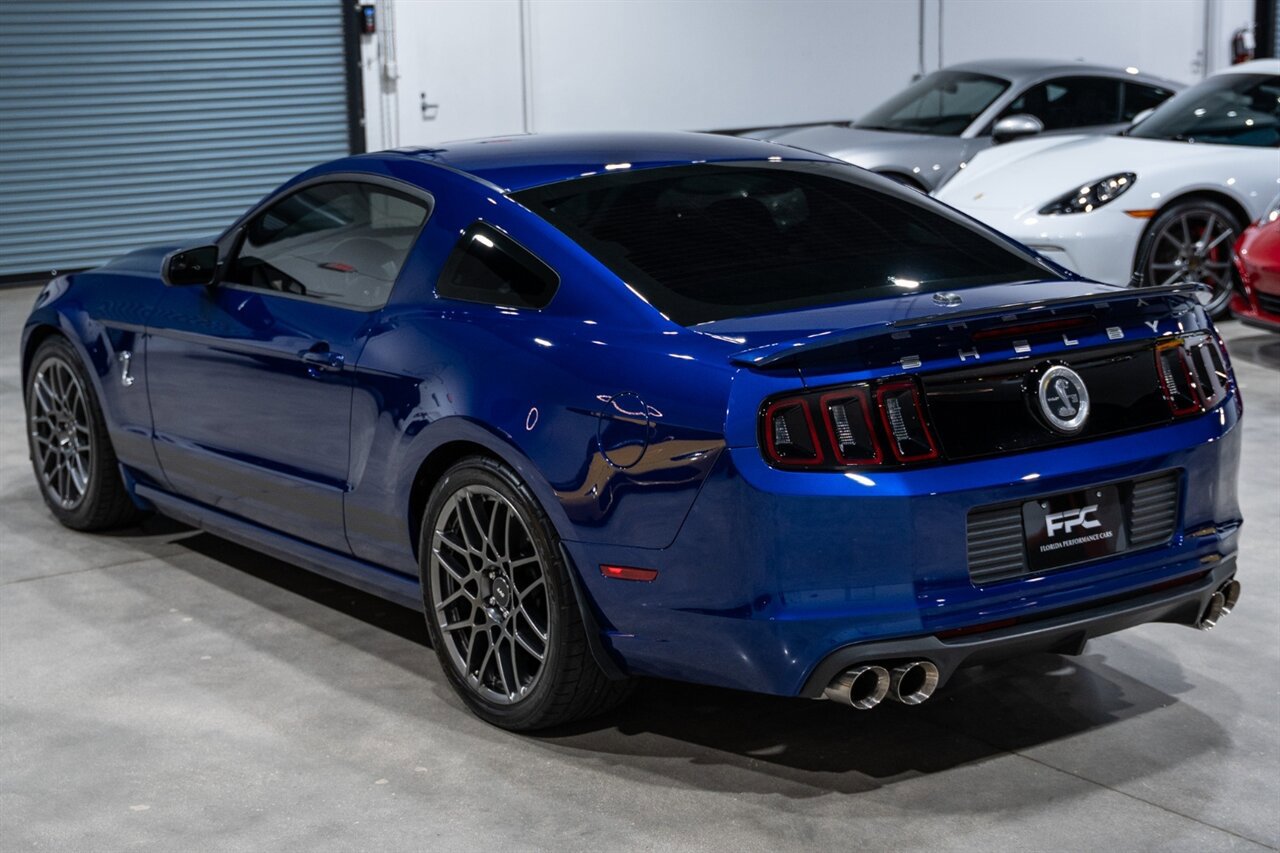 Used 2013 Ford Mustang Shelby GT500 RWD image 4