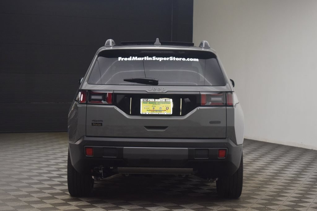 New 2026 Jeep Cherokee Overland w/ Advanced Pro Tech Group AWD/4WD image 11