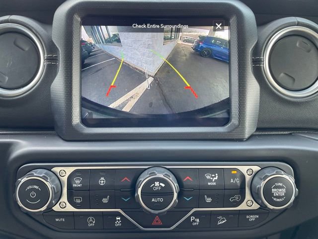 Used 2018 Jeep Wrangler Unlimited Sahara w/ Dual Top Group image 21