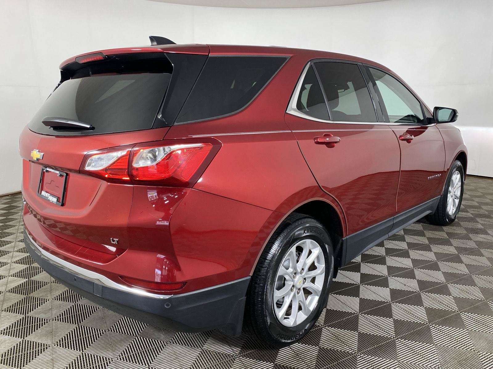 Used 2019 Chevrolet Equinox LT FWD image 7