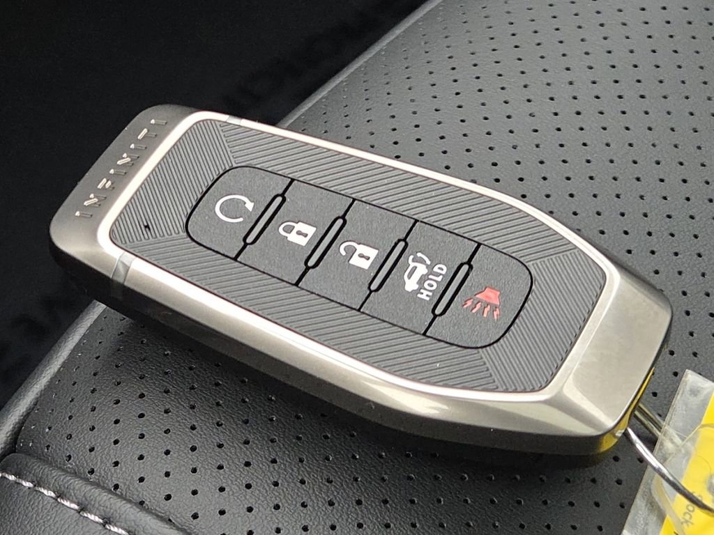 New 2026 INFINITI QX60 Luxe image 40