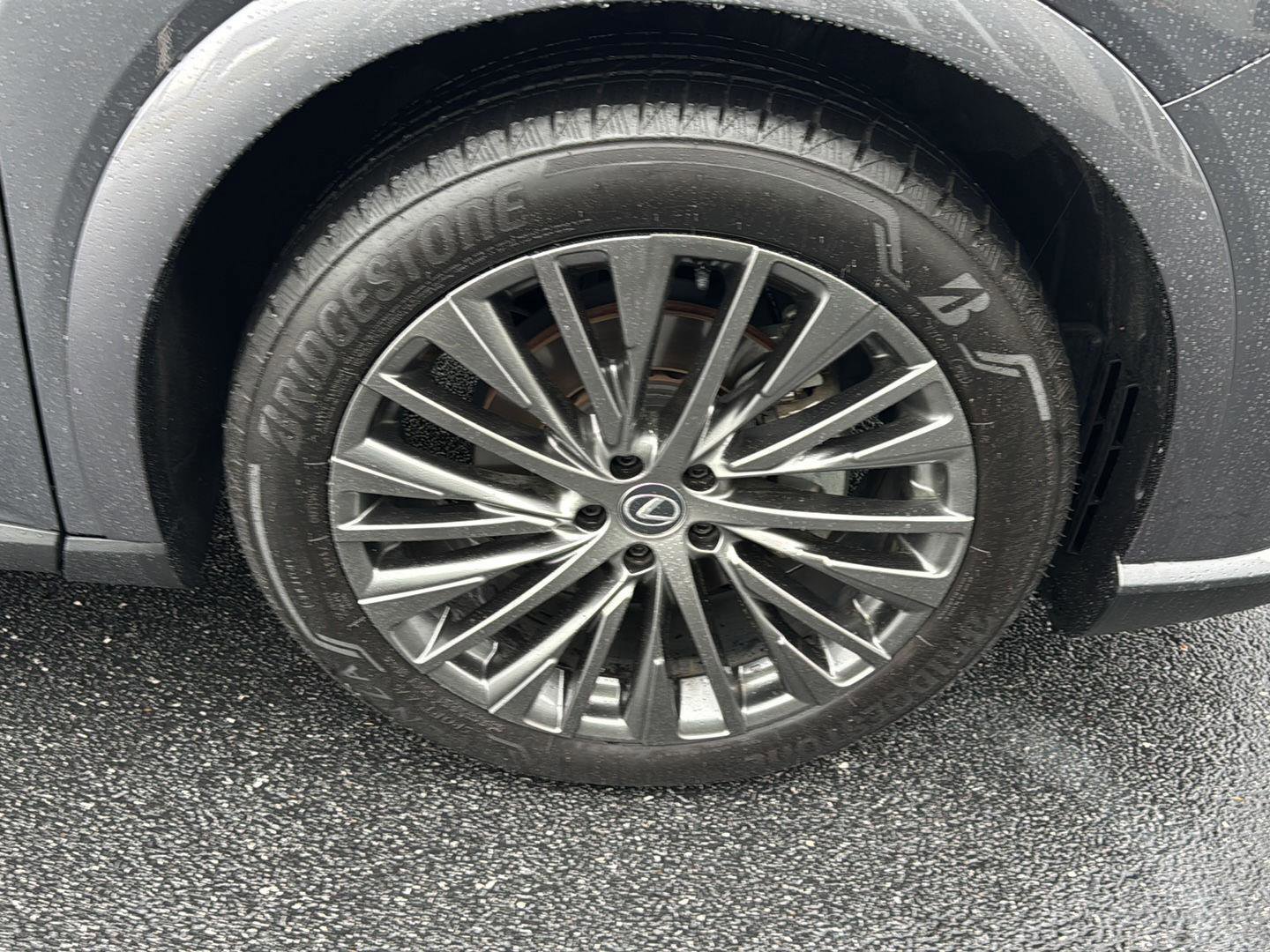 Used 2023 Lexus RX 350 w/ Accessory Package (Z1) image 35