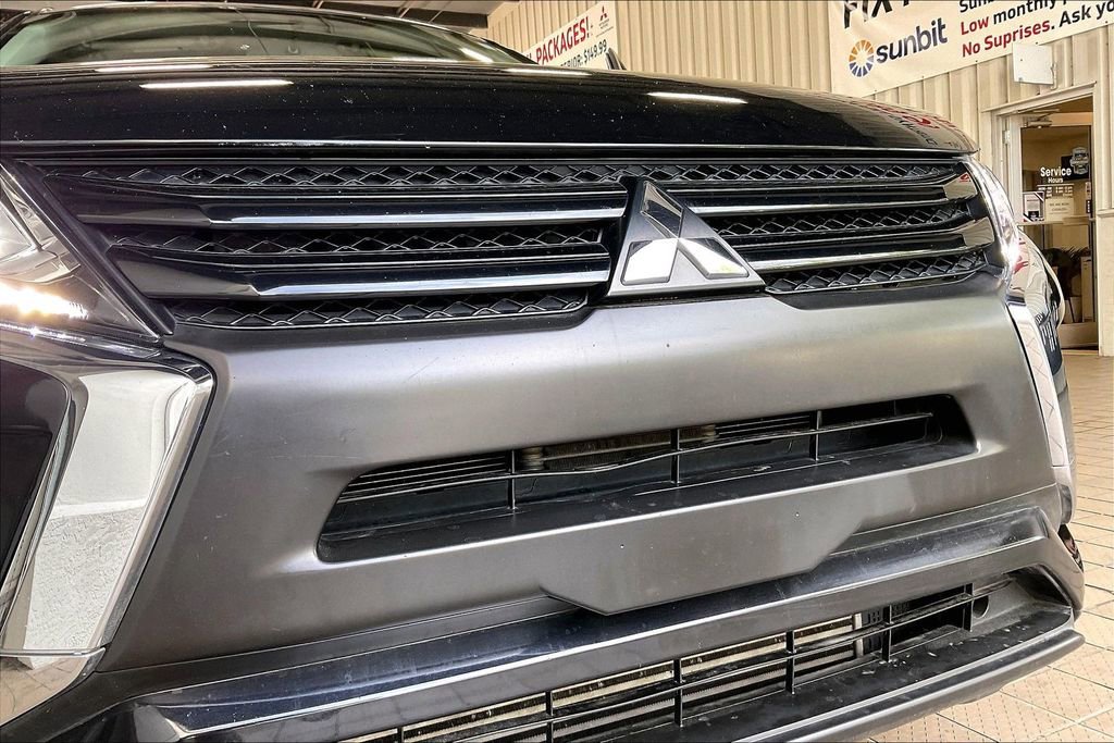 Used 2020 Mitsubishi Eclipse Cross LE image 26