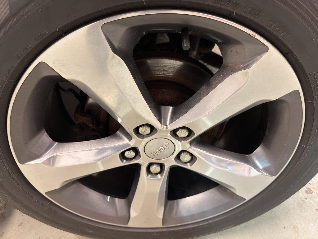 Used 2012 Jeep Grand Cherokee Overland image 34