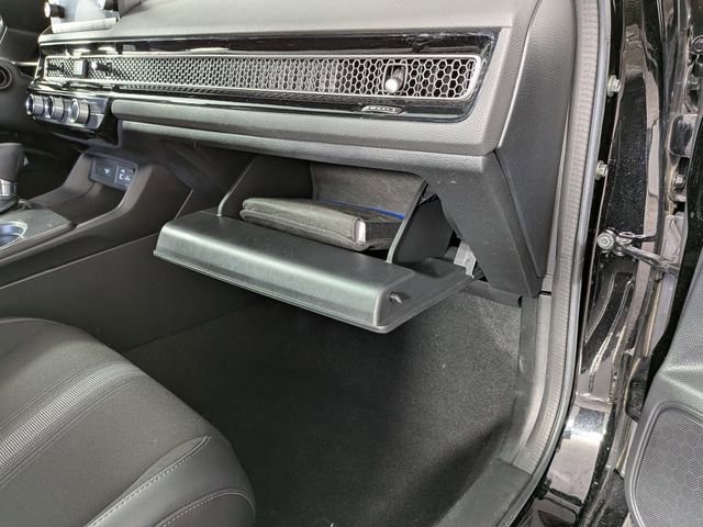 Used 2023 Honda Civic Sport image 27