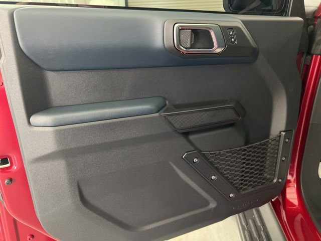 Used 2025 Ford Bronco Heritage Edition image 9