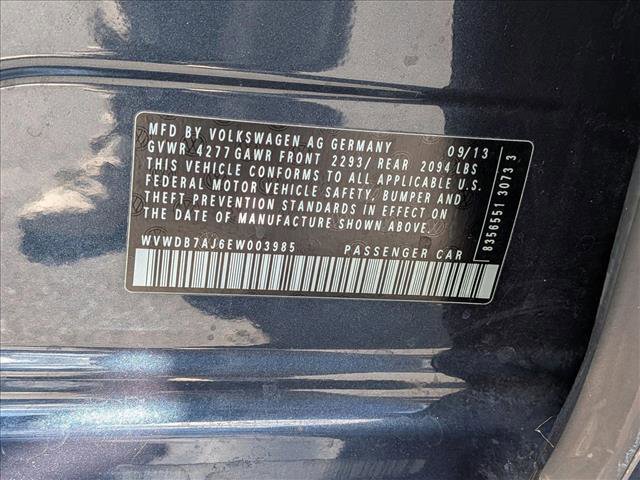 Used 2014 Volkswagen Golf 4-Door image 23