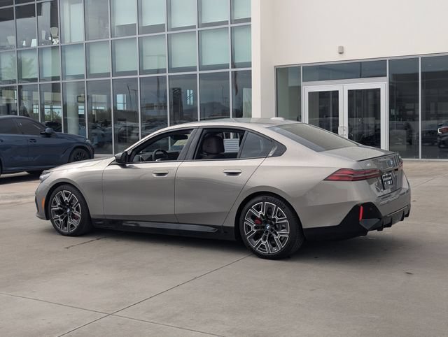 New 2026 BMW i5 M60 AWD/4WD image 8