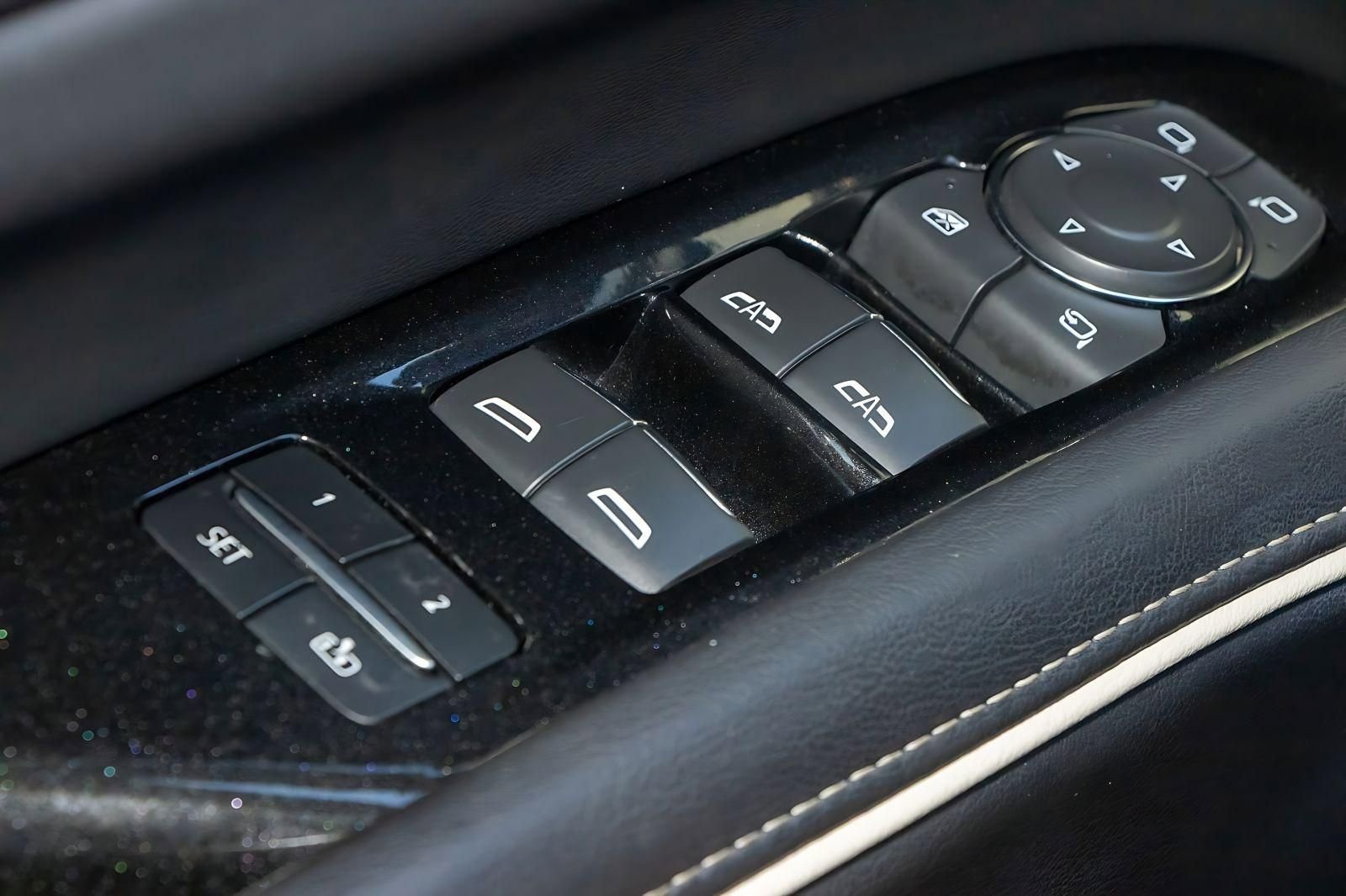 Used 2023 Cadillac Escalade Sport AWD/4WD image 29