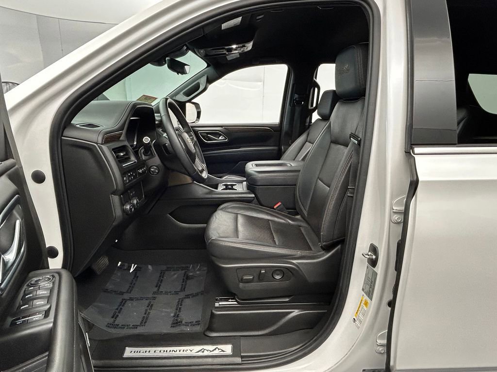 Used 2023 Chevrolet Tahoe High Country image 14