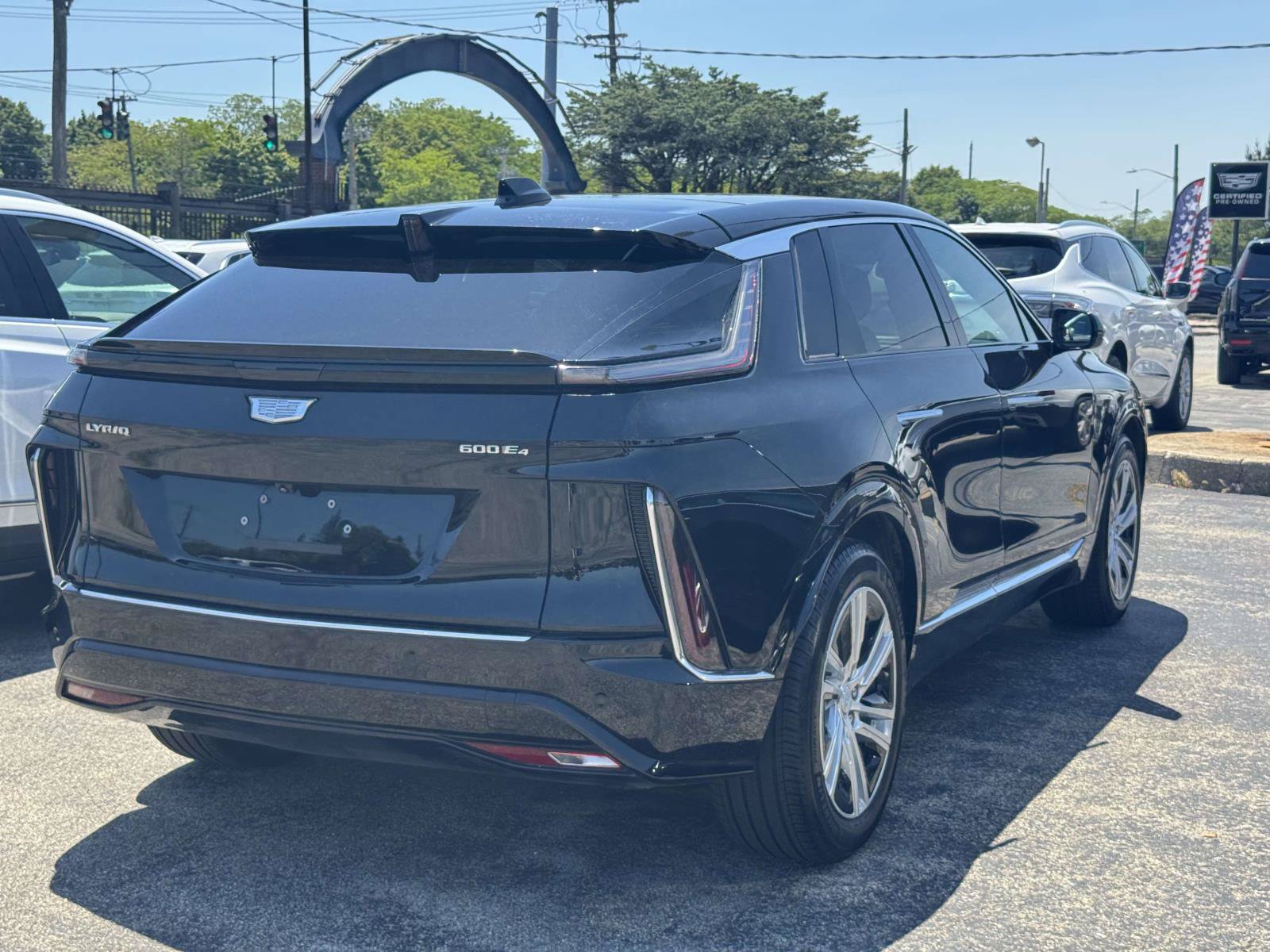 Certified 2024 Cadillac Lyriq Tech AWD/4WD image 7
