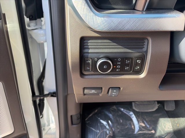 New 2026 Ford F250 King Ranch w/ Chrome Package image 19