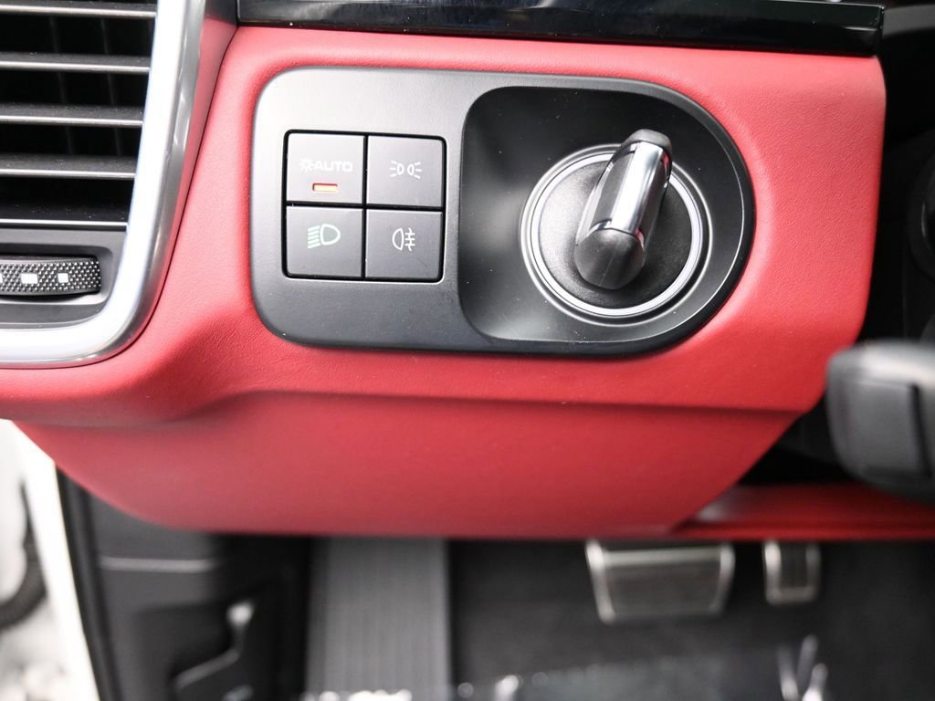 Certified 2022 Porsche Cayenne Turbo S image 27