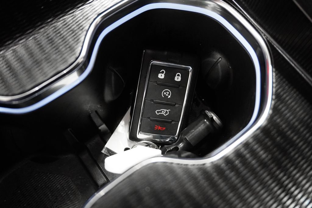 New 2025 Jeep Grand Cherokee L Laredo w/ Luxury Tech Group I image 27