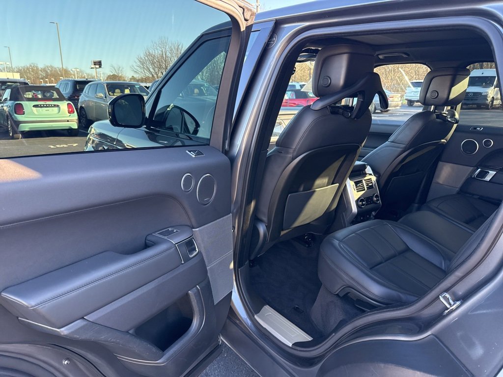 Used 2018 Land Rover Range Rover Sport HSE image 15