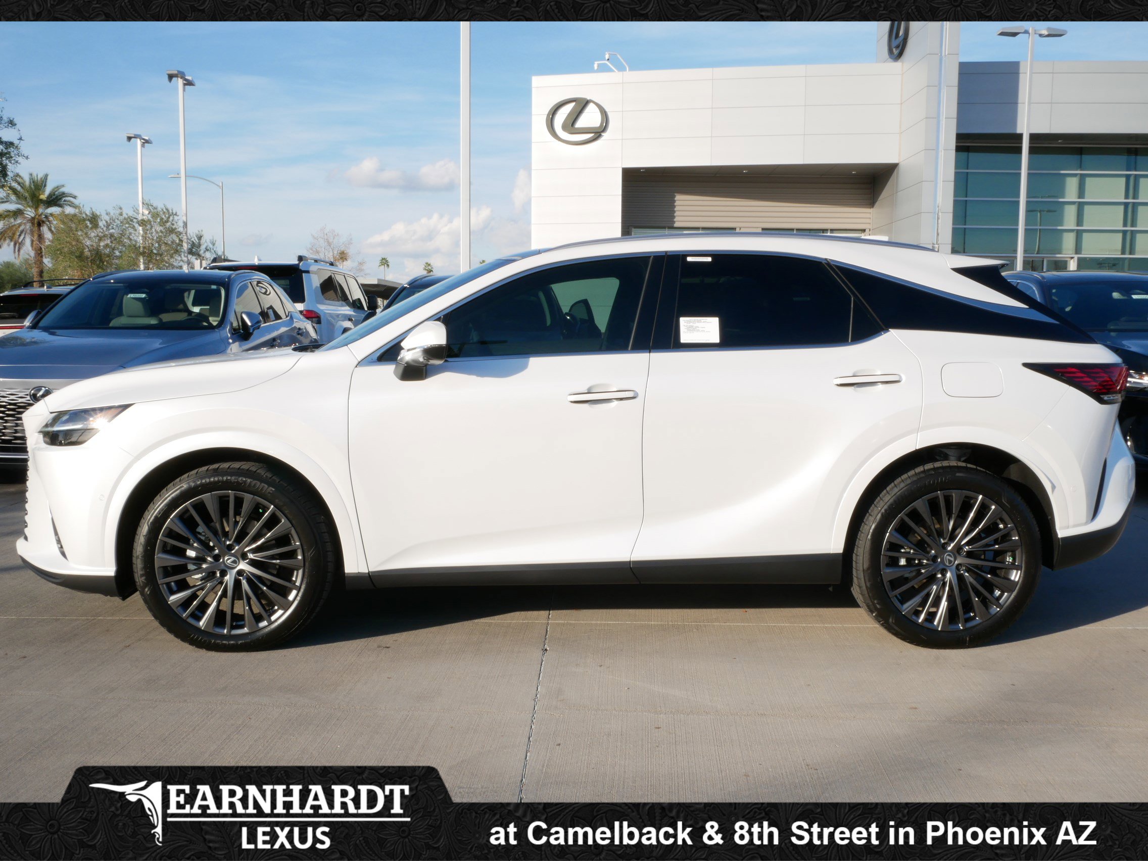 New 2026 Lexus RX 350h Luxury image 3