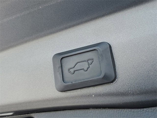 Used 2023 Toyota RAV4 TRD Off-Road image 8