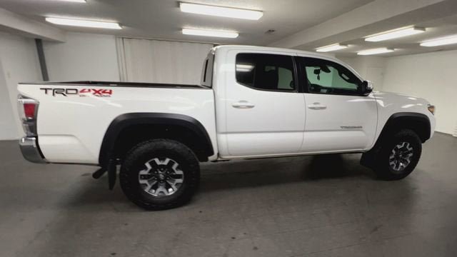 Used 2023 Toyota Tacoma TRD Off-Road AWD/4WD image 9
