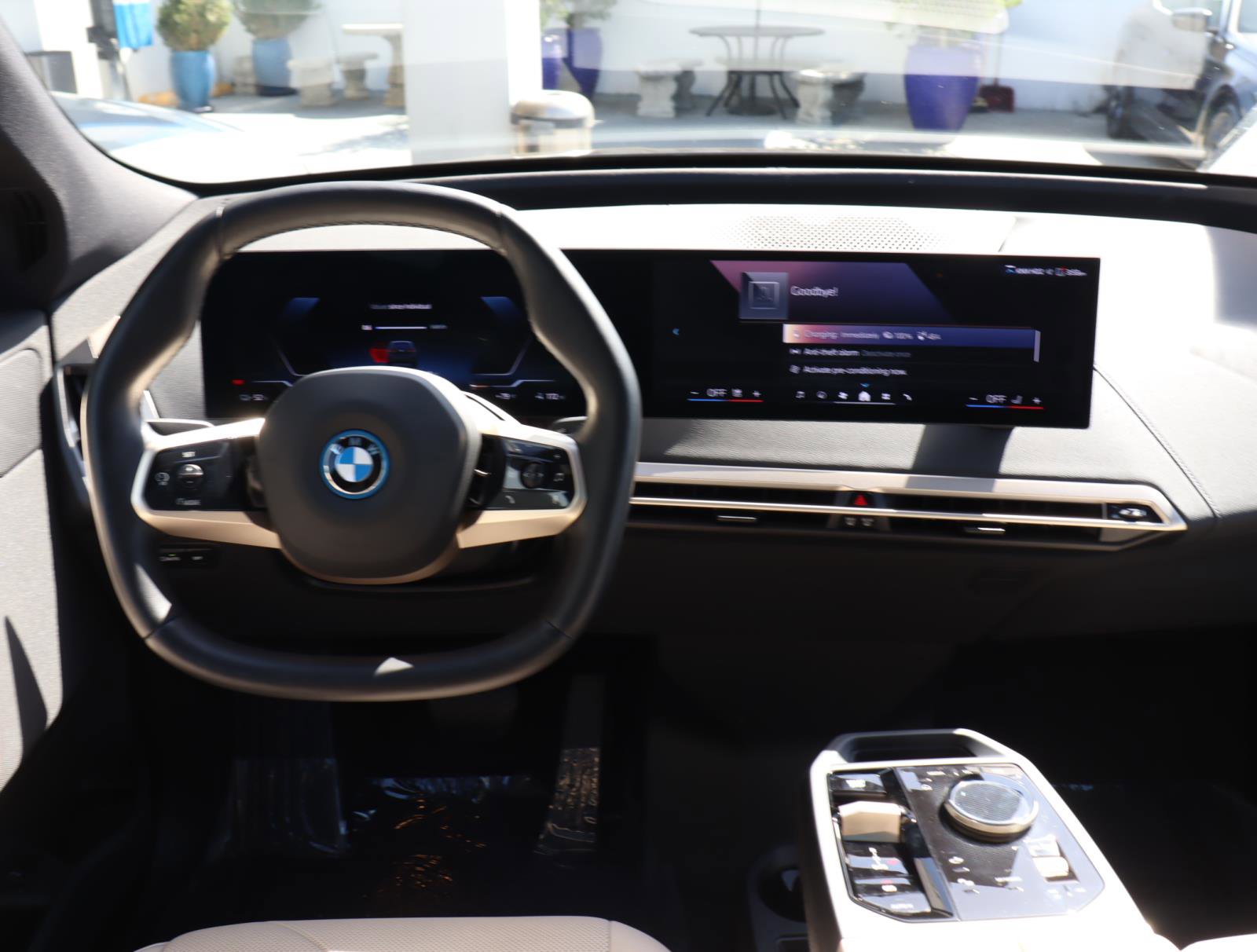 Used 2025 BMW iX xDrive50 image 22