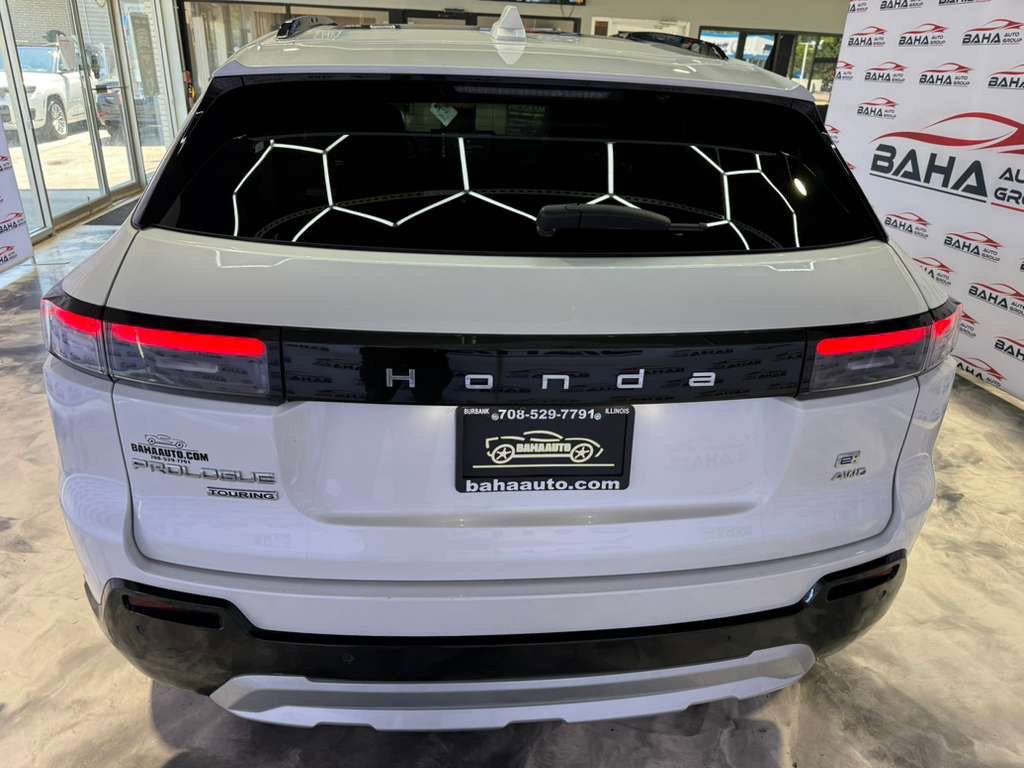 Used 2024 Honda Prologue Touring image 9