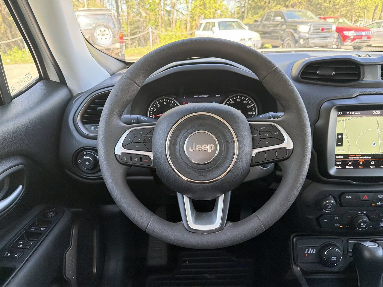 Used 2023 Jeep Renegade Latitude AWD/4WD image 14