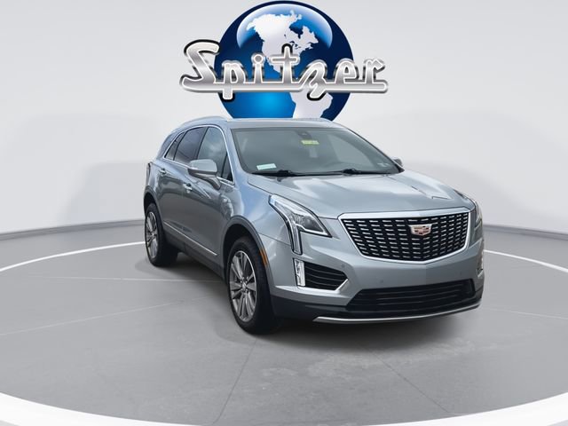 Used 2025 Cadillac XT5 Premium Luxury image 3
