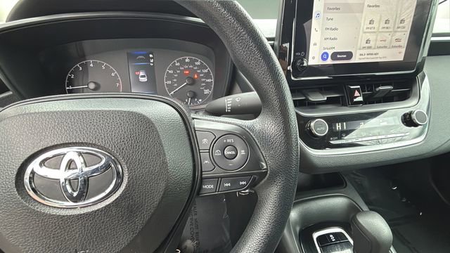 Used 2023 Toyota Corolla LE image 23