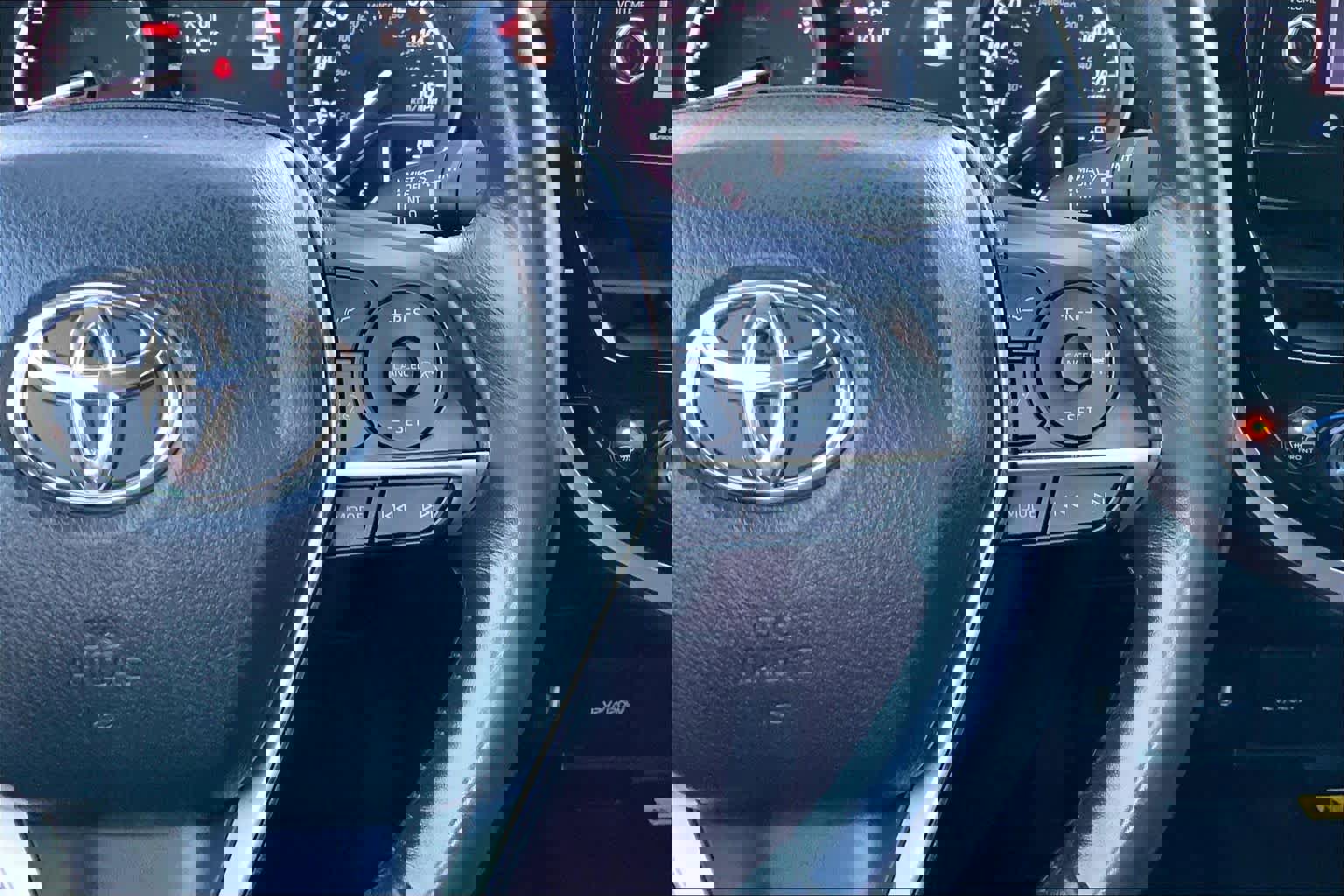 Used 2024 Toyota Camry XLE image 24