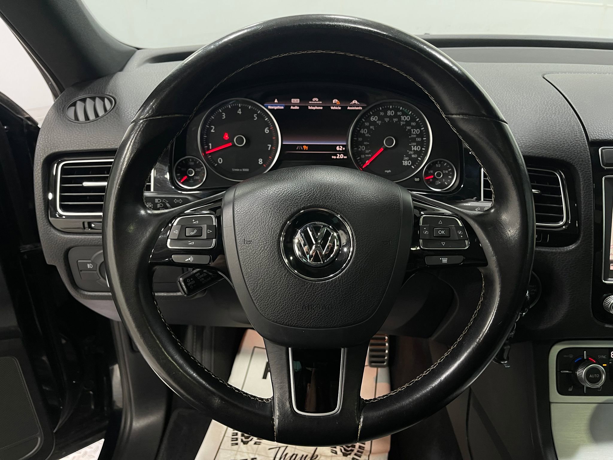 Used 2017 Volkswagen Touareg Wolfsburg Edition AWD/4WD image 23