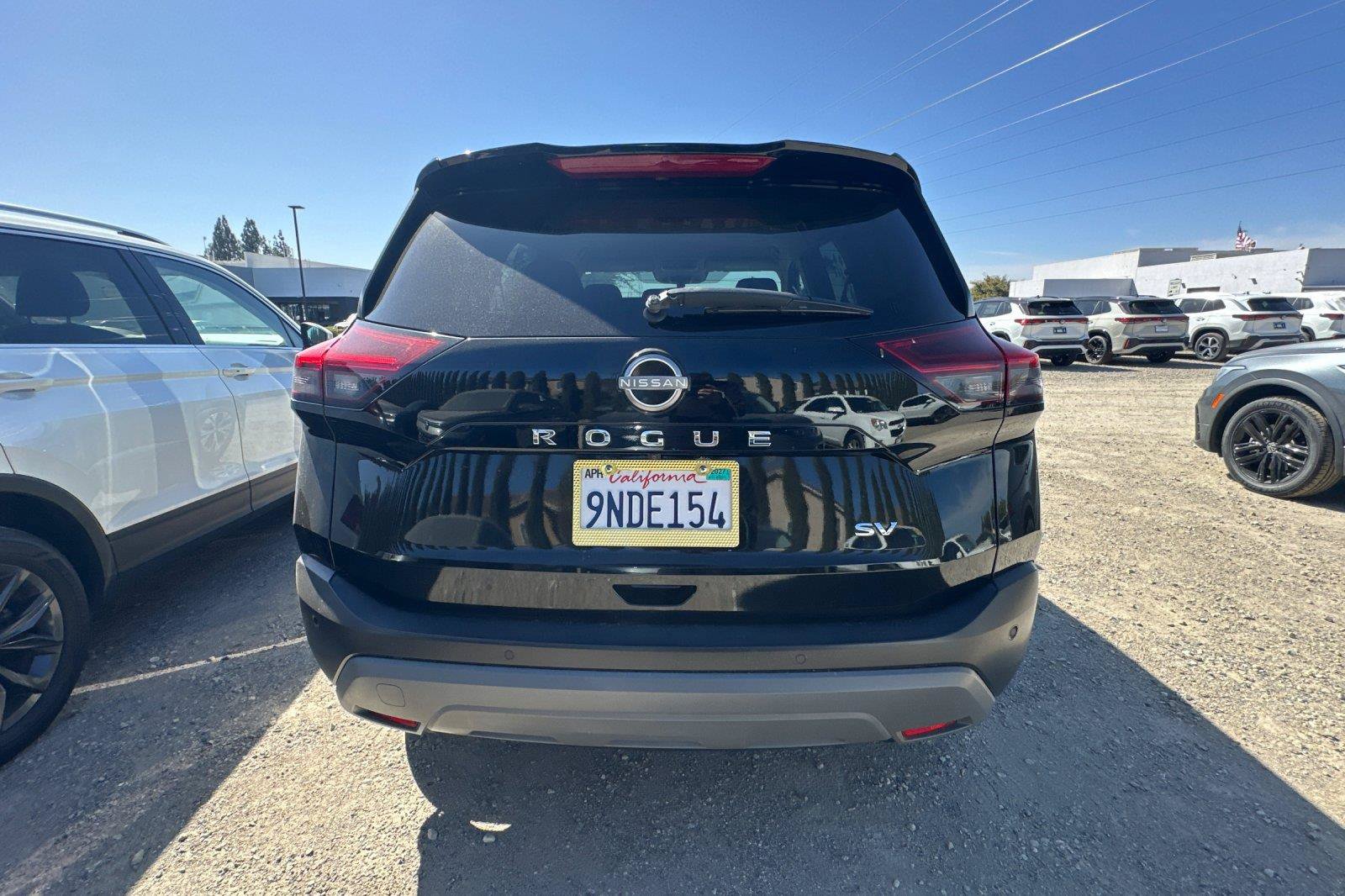 Used 2022 Nissan Rogue SV FWD image 5