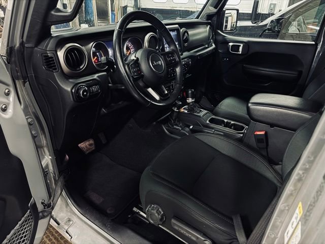 Used 2018 Jeep Wrangler Unlimited Sport S image 18