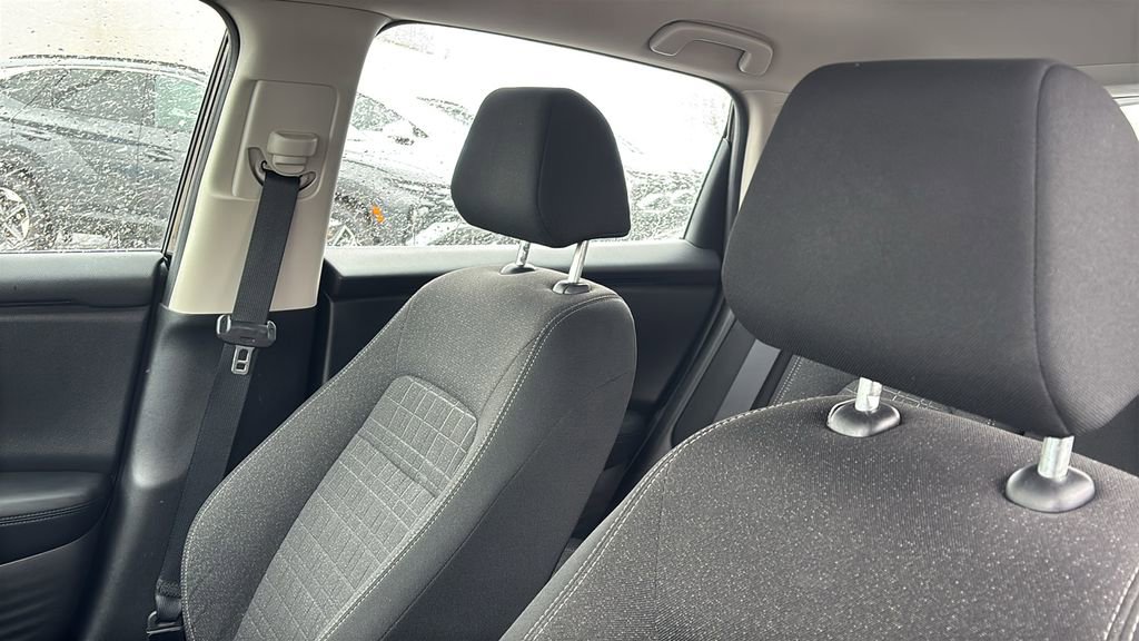 Certified 2023 Honda HR-V LX image 25