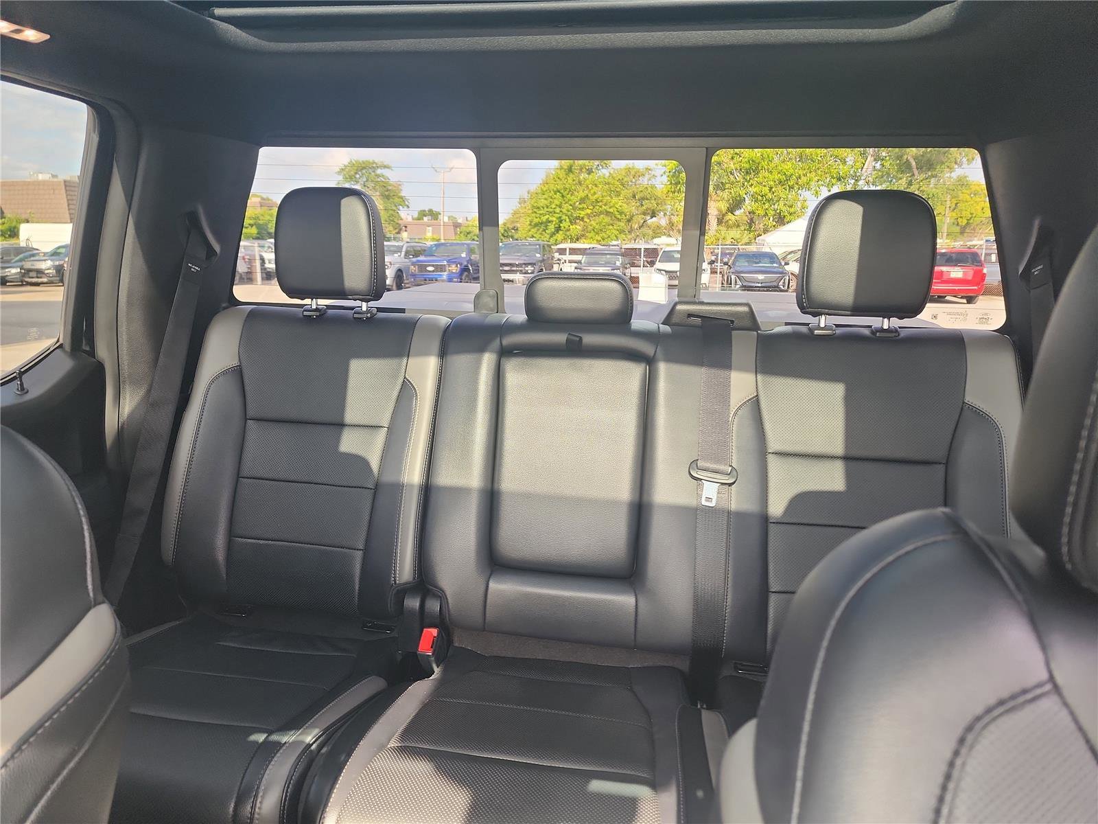 Used 2018 Ford F150 Raptor w/ Equipment Group 802A Luxury AWD/4WD image 14