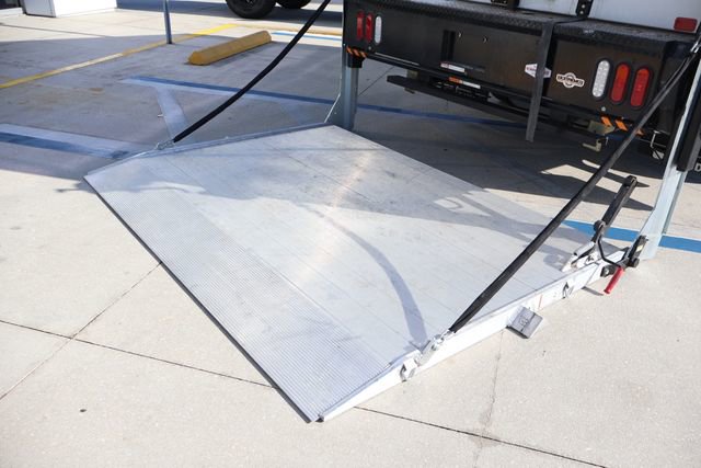 Used 2024 Ford E-450 and Econoline 450 Super Duty w/ Power Windows & Locks Group RWD image 10