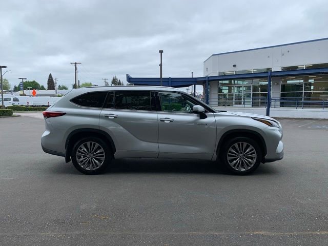 Used 2021 Toyota Highlander Platinum AWD/4WD image 8