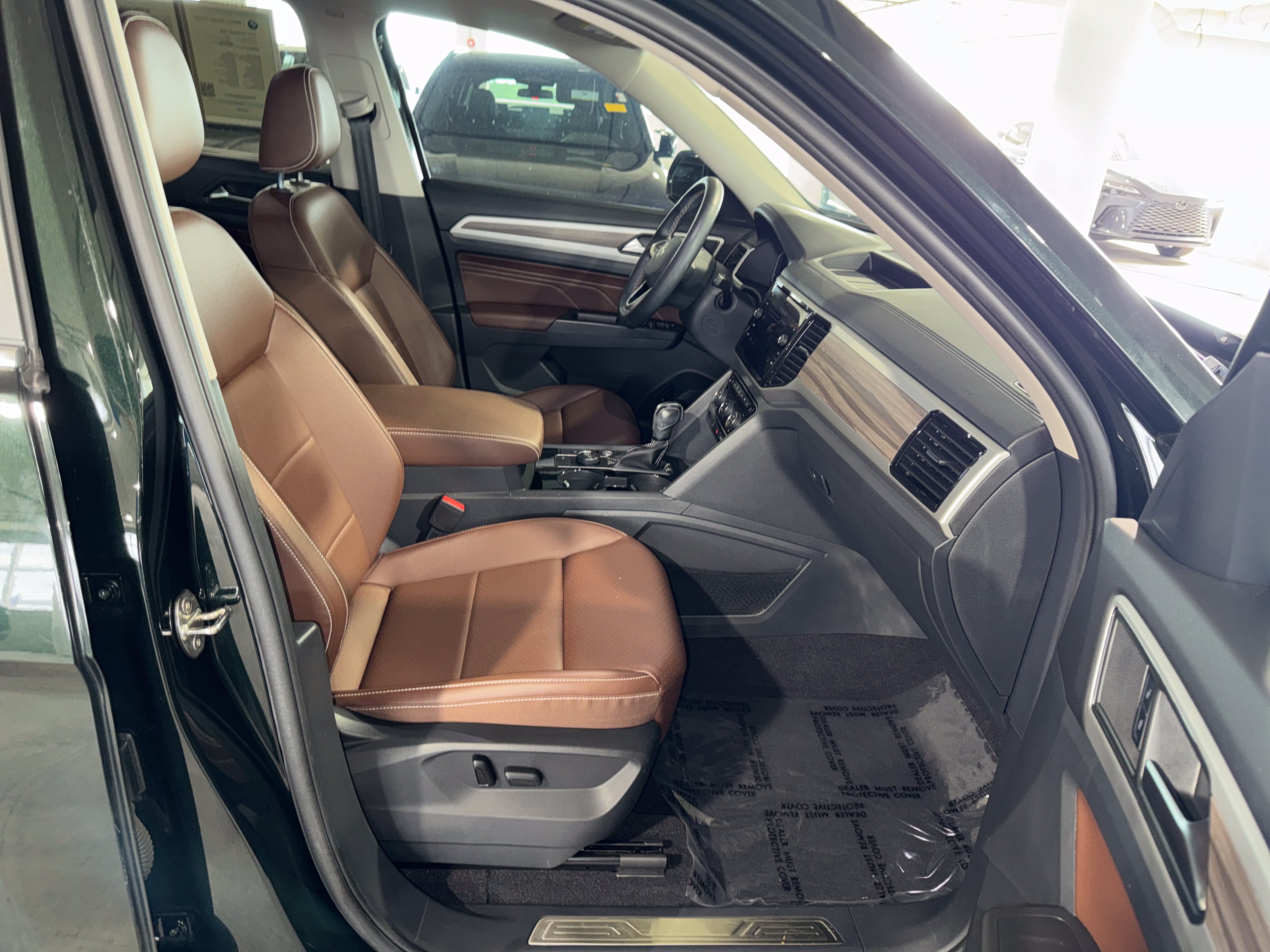 Used 2022 Volkswagen Atlas SEL AWD/4WD image 10