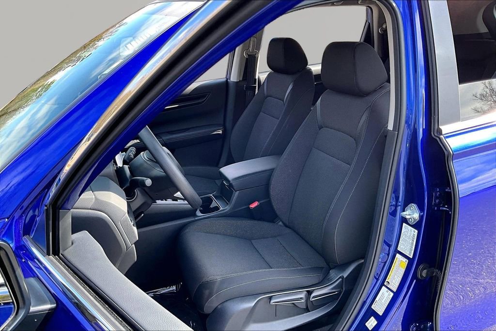 Used 2025 Honda CR-V LX image 17