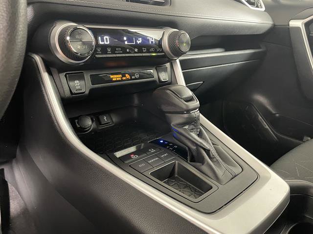 Certified 2021 Toyota RAV4 XLE FWD image 19