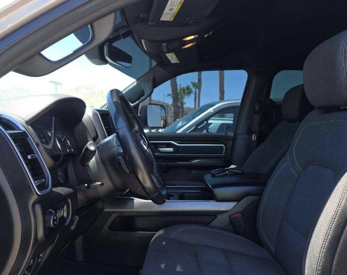 Used 2019 RAM 1500 Big Horn AWD/4WD image 34