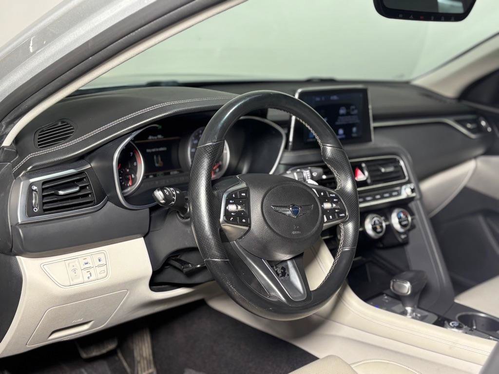 Used 2019 Genesis G70 2.0T Advanced RWD image 29