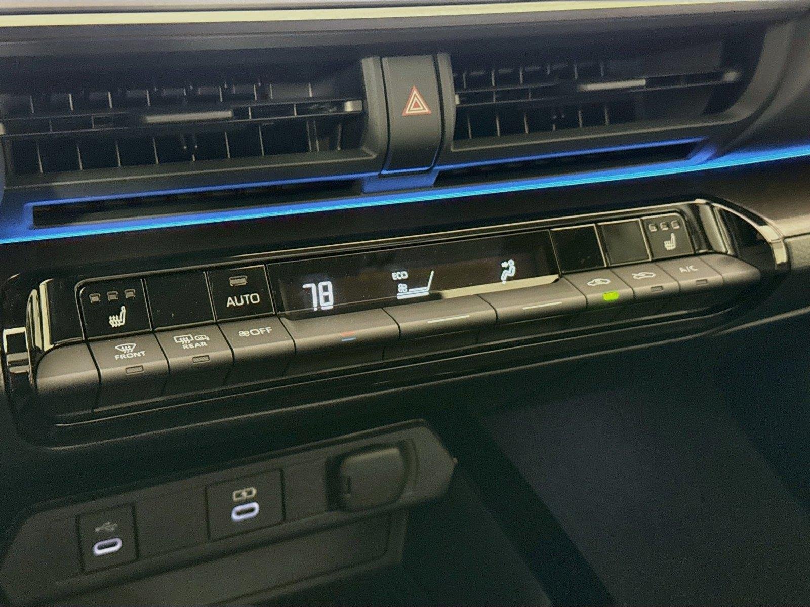 New 2026 Toyota Prius Plug-In Hybrid FWD image 25